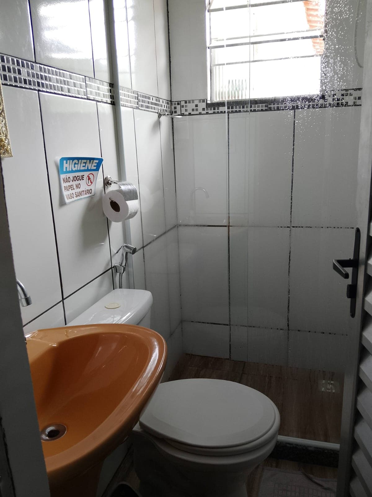 Banheiro da Pousada Guimarães